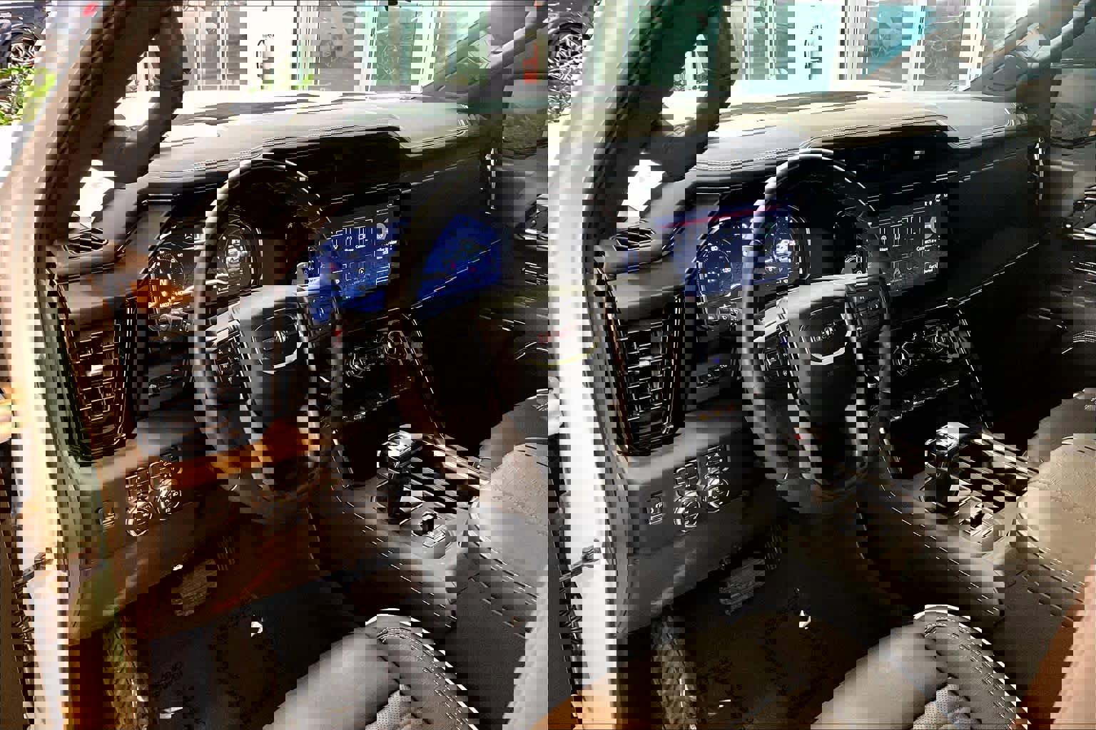 Used 2024 GMC Sierra 1500 AT4X w/ AT4X AEV Edition image 18