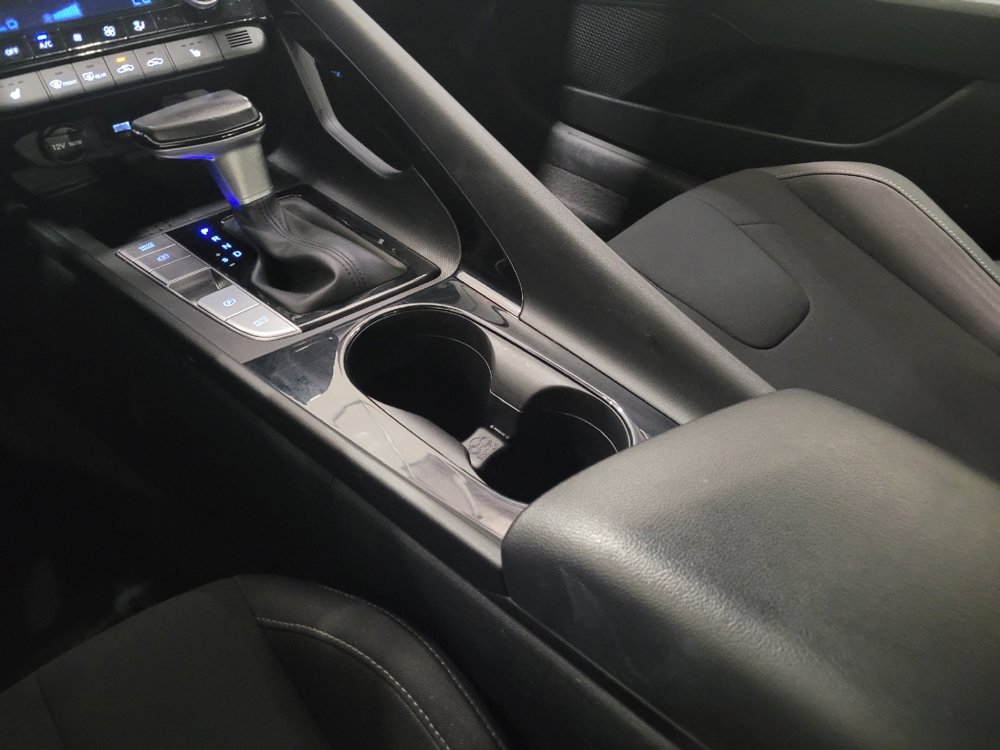 Used 2023 Hyundai Elantra SEL w/ Convenience Package FWD image 26