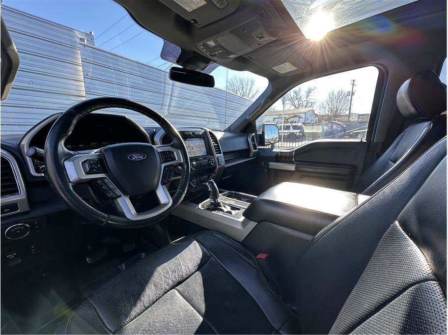 Used 2019 Ford F150 Lariat image 2