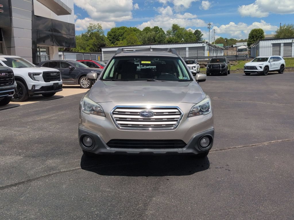 Used 2016 Subaru Outback 2.5i Premium AWD/4WD image 2