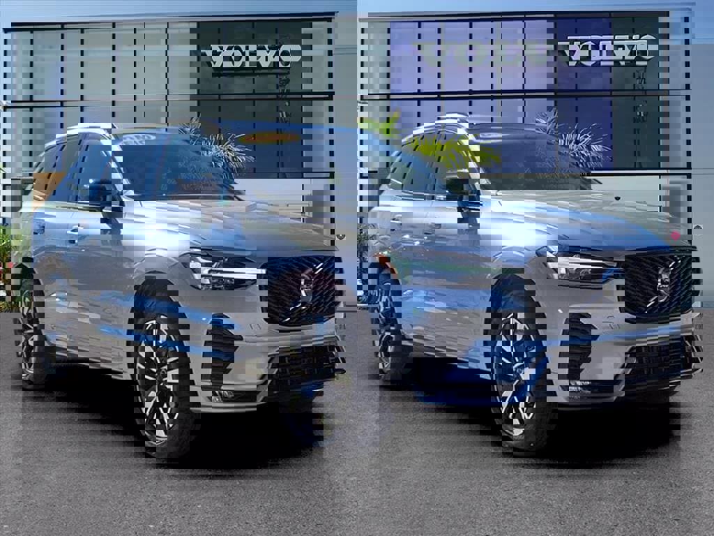 New 2026 Volvo XC60 B5 Core w/ Protection Package Premier