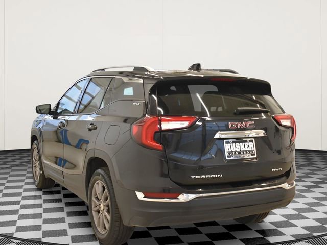 Used 2024 GMC Terrain SLT AWD/4WD image 10