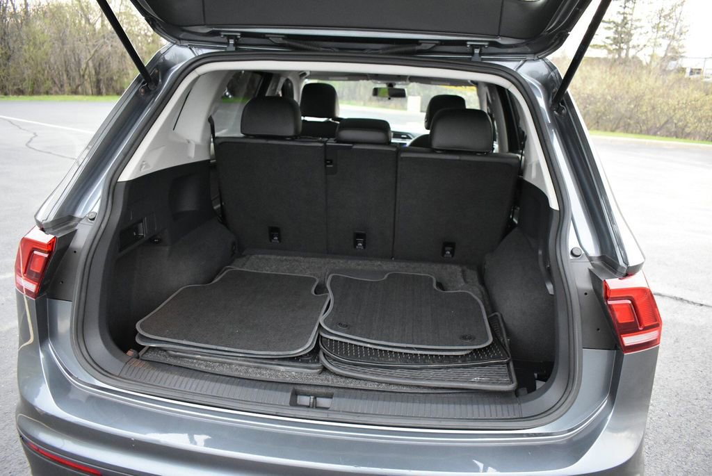 Used 2019 Volkswagen Tiguan SE AWD/4WD image 30