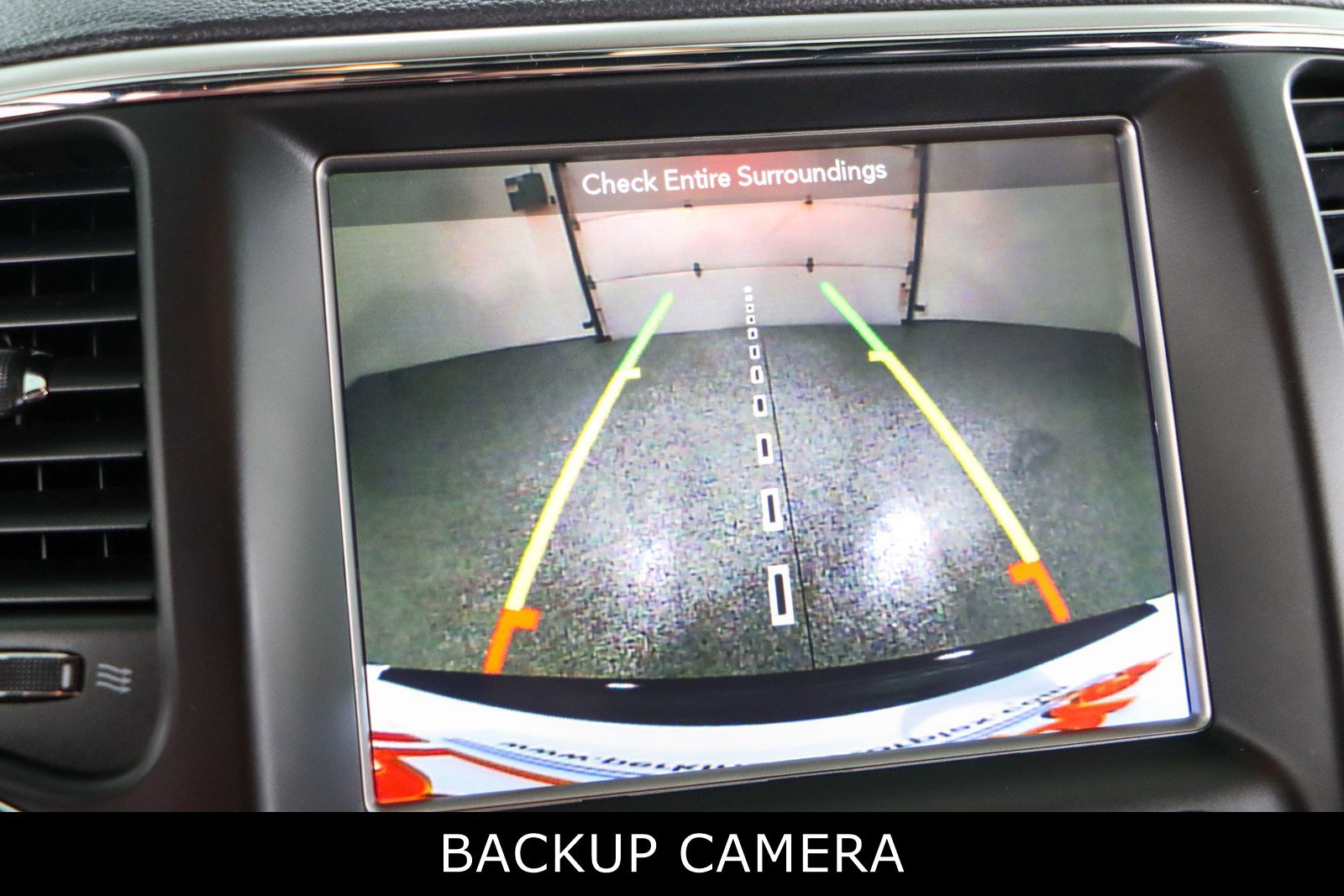 Used 2018 Jeep Grand Cherokee Altitude image 19