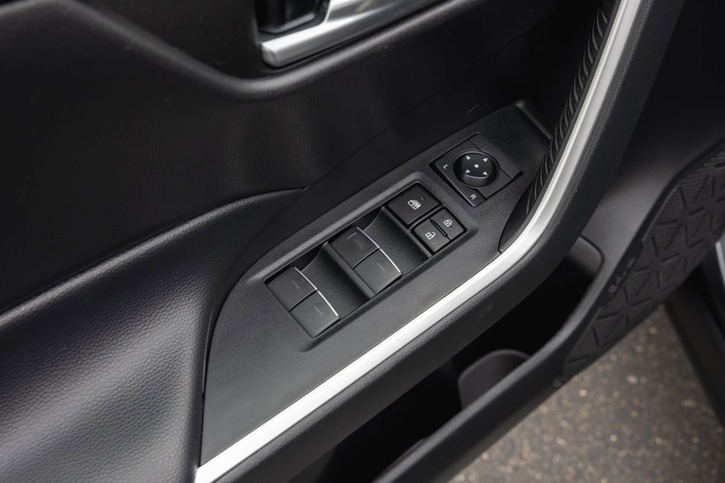Certified 2023 Toyota RAV4 XLE w/ Convenience Package FWD image 9