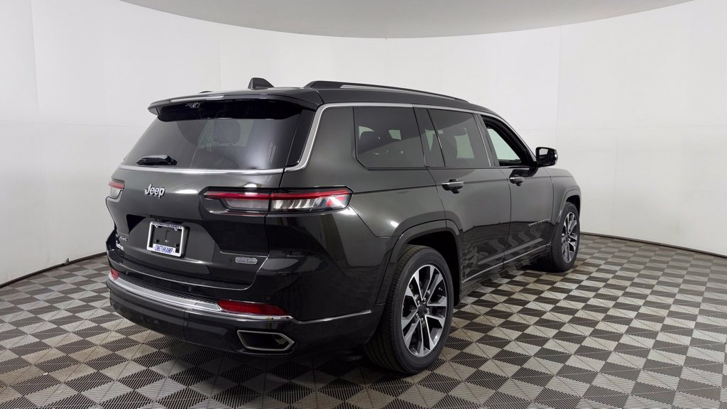 Used 2022 Jeep Grand Cherokee L Overland w/ Luxury Tech Group IV AWD/4WD image 9