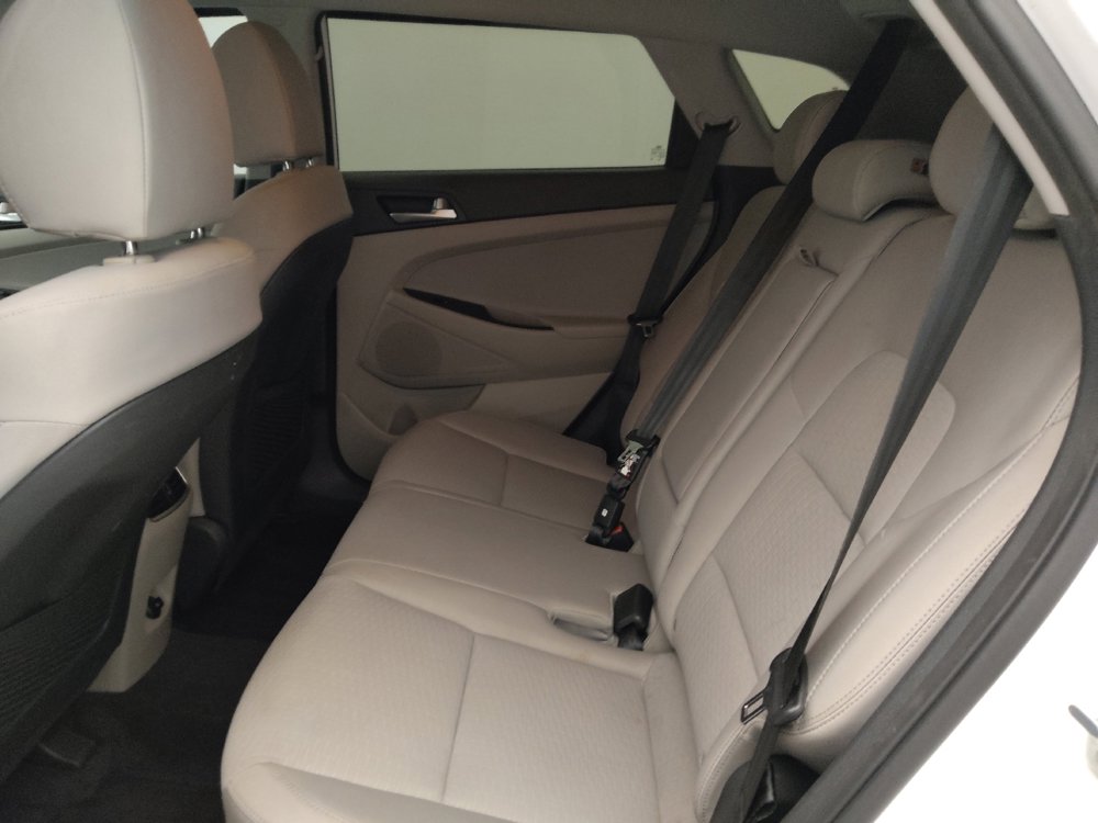 Used 2021 Hyundai Tucson SEL FWD image 18