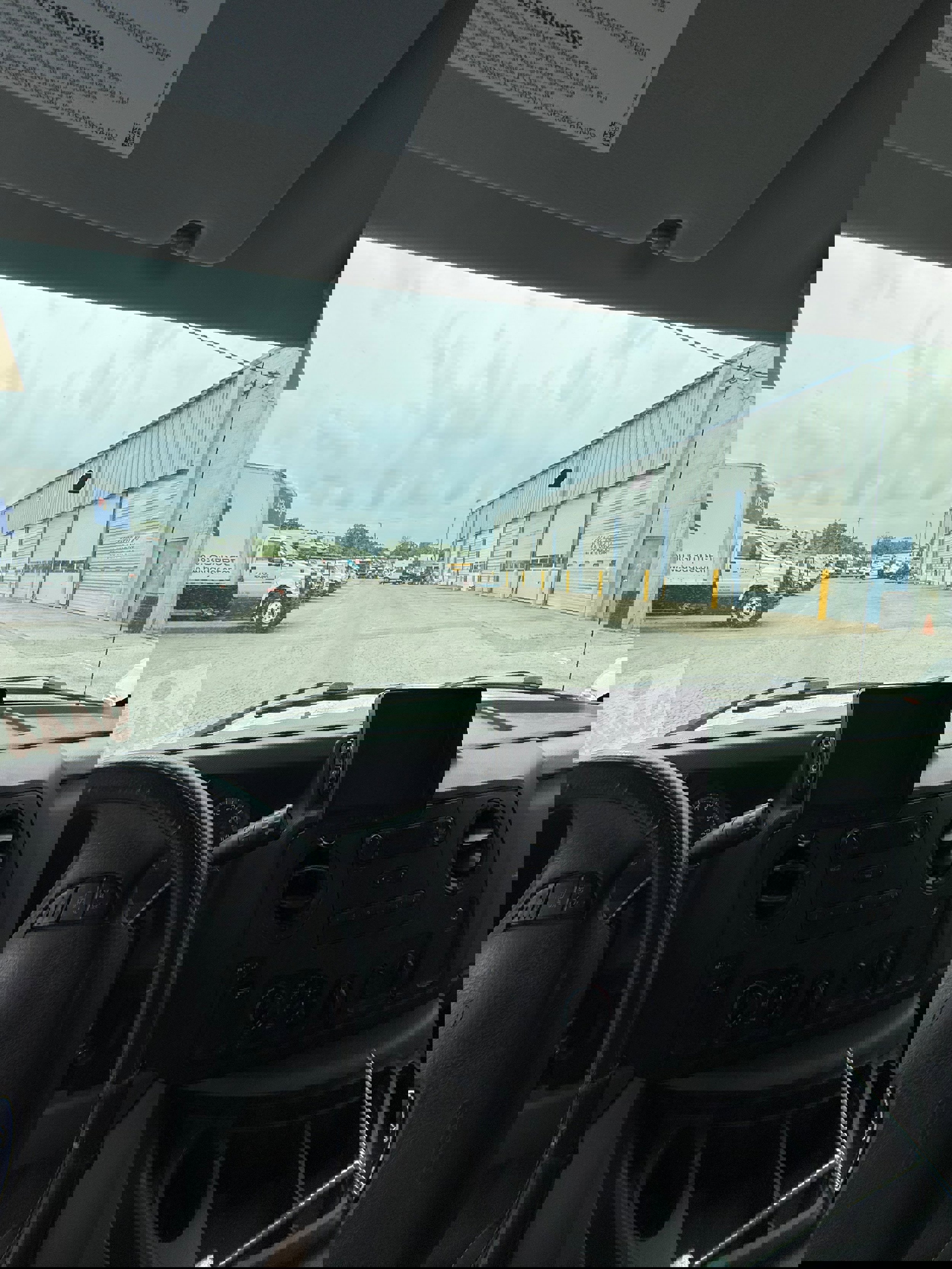 Used 2018 Ford E-450 and Econoline 450 Super Duty w/ Power Windows & Locks Group RWD image 9