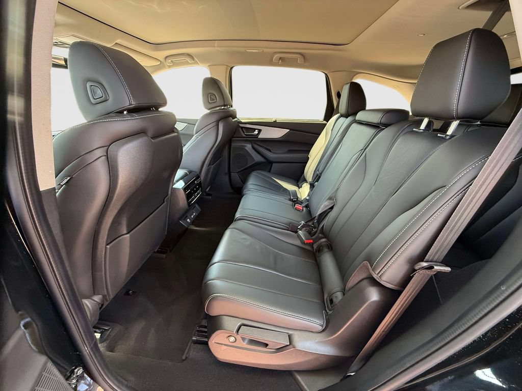 Certified 2024 Acura MDX w/ Technology Package AWD/4WD image 12