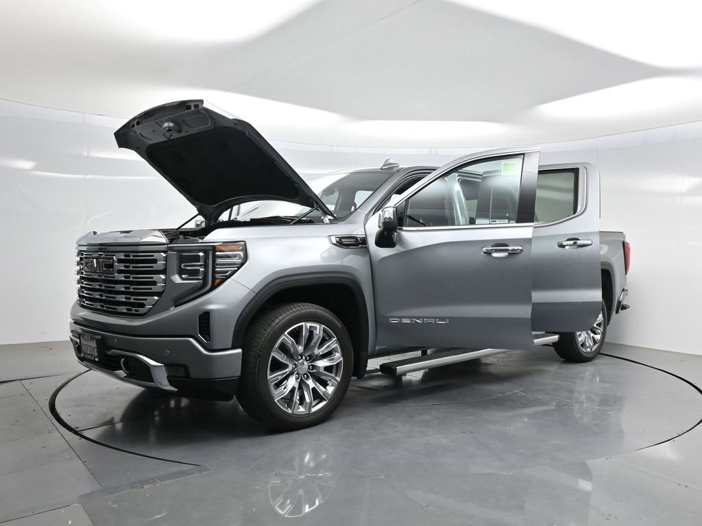 Used 2024 GMC Sierra 1500 Denali w/ Denali Reserve Package RWD image 32