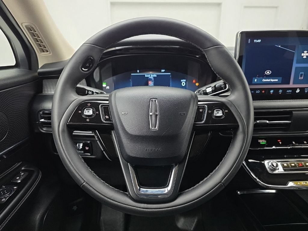 Used 2023 Lincoln Corsair AWD w/ Equipment Group 101A image 24
