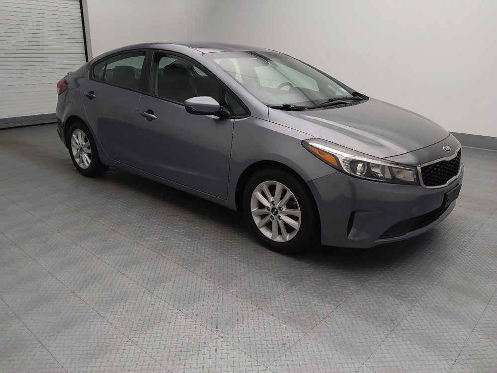 Used 2017 Kia Forte S FWD image 11