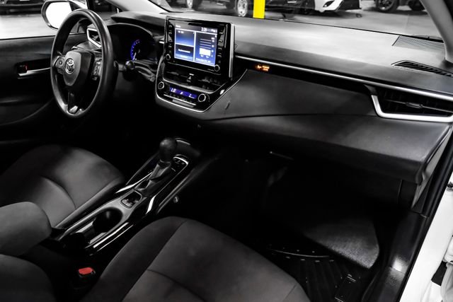 Used 2021 Toyota Corolla LE image 18