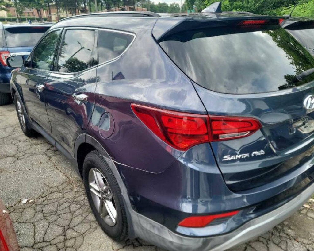 Used 2017 Hyundai Santa Fe Sport FWD image 4
