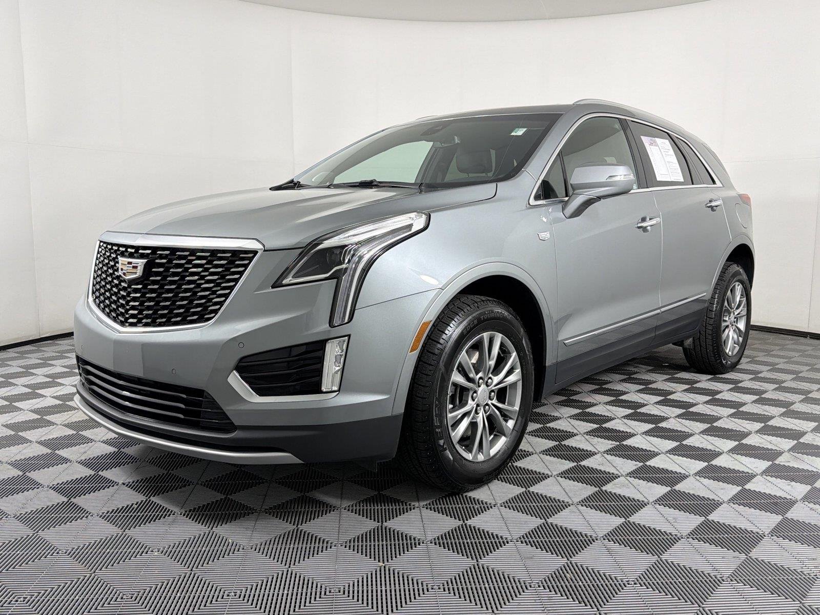 Used 2023 Cadillac XT5 Premium Luxury AWD/4WD image 3