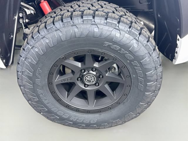 New 2026 Toyota Tundra SR5 AWD/4WD image 30