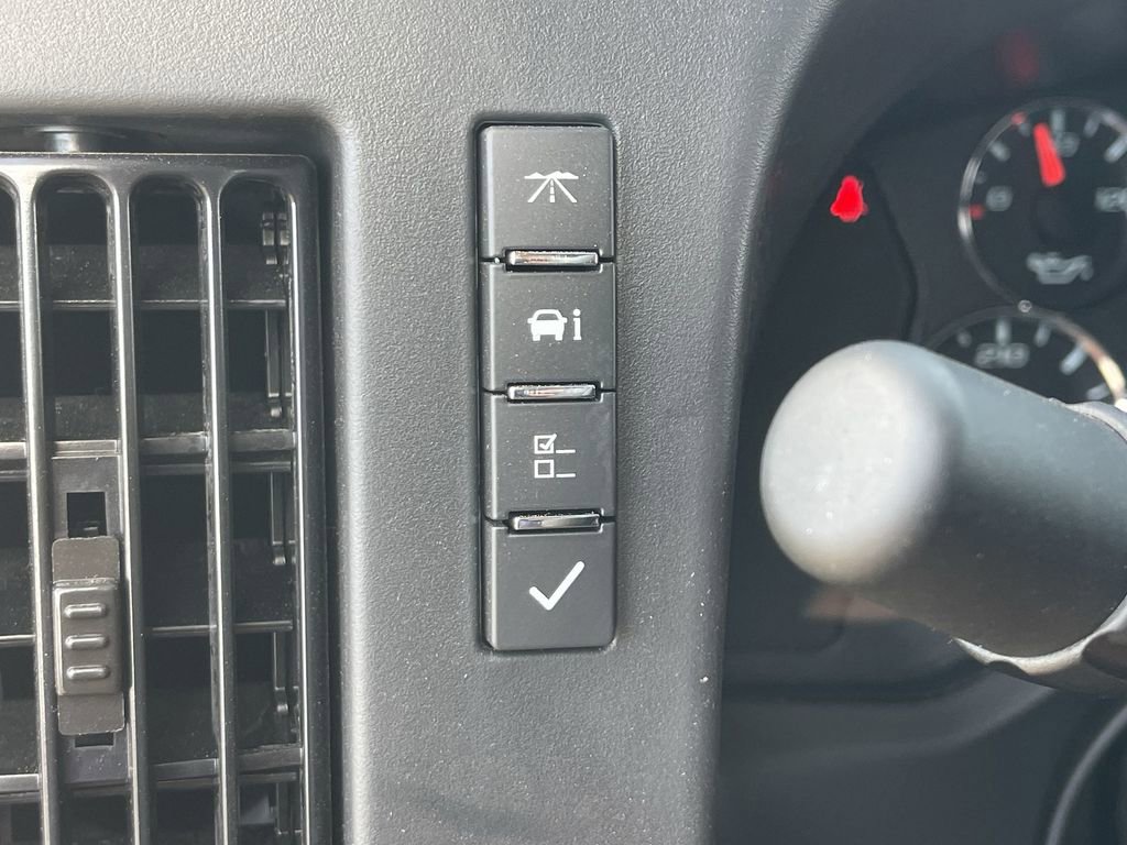 New 2025 GMC Savana 2500 Extended w/ Driver Convenience Package image 19