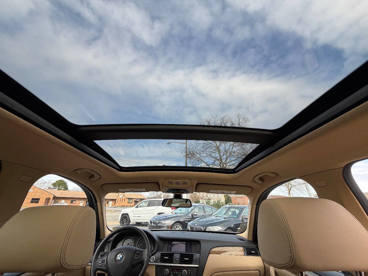 Used 2011 BMW X3 xDrive28i image 12