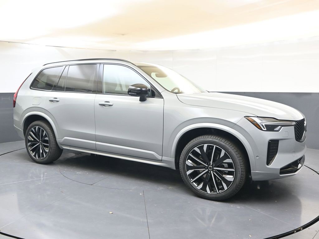 New 2026 Volvo XC90 B6 Ultra w/ Lounge Package image 7