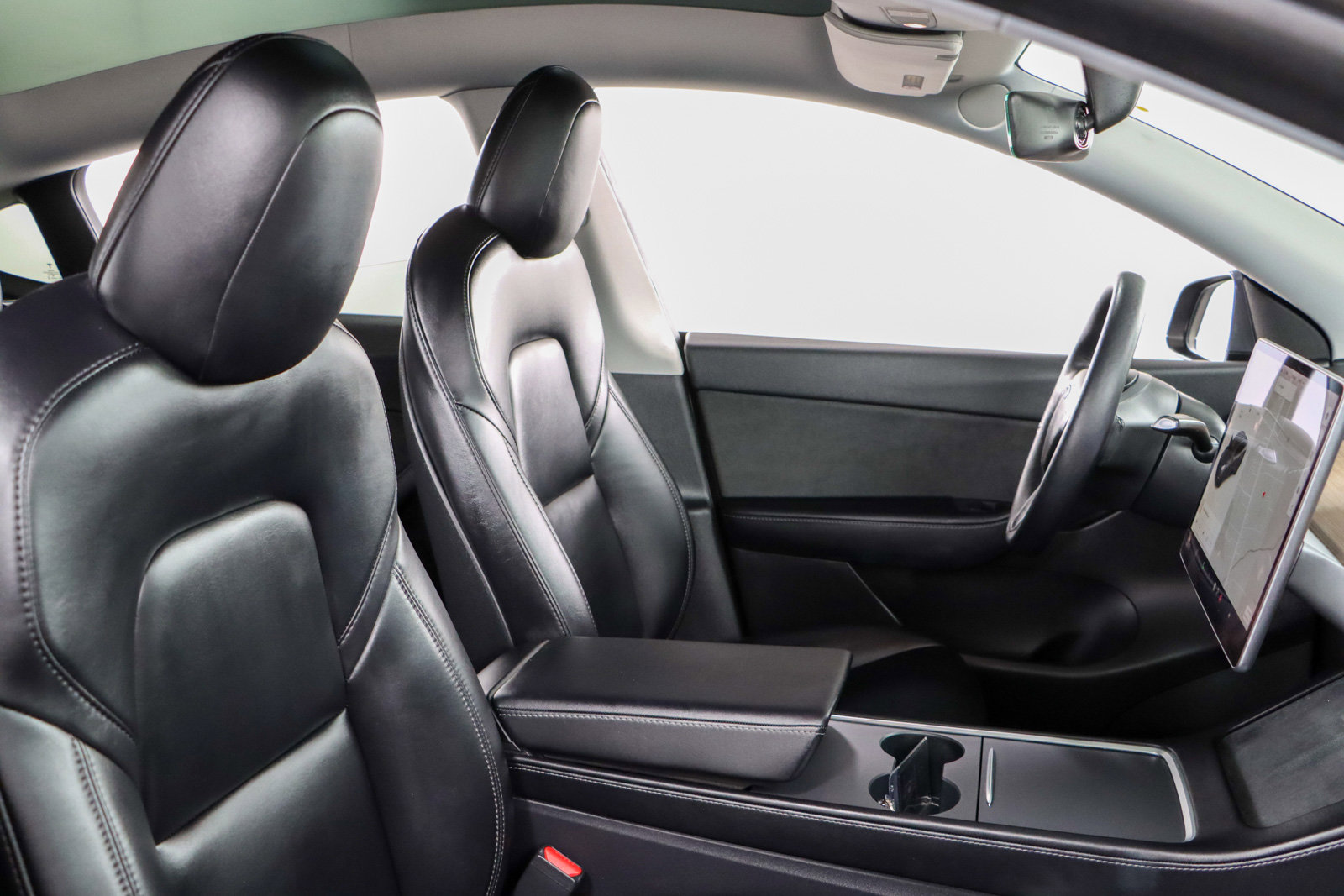 Used 2021 Tesla Model Y Long Range image 24