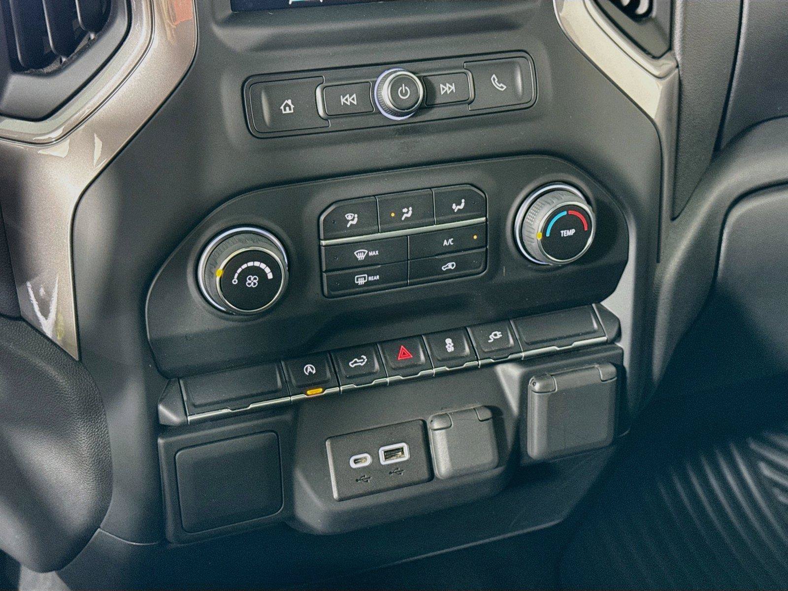 Used 2022 Chevrolet Silverado 1500 Custom w/ Safety Confidence Package AWD/4WD image 9