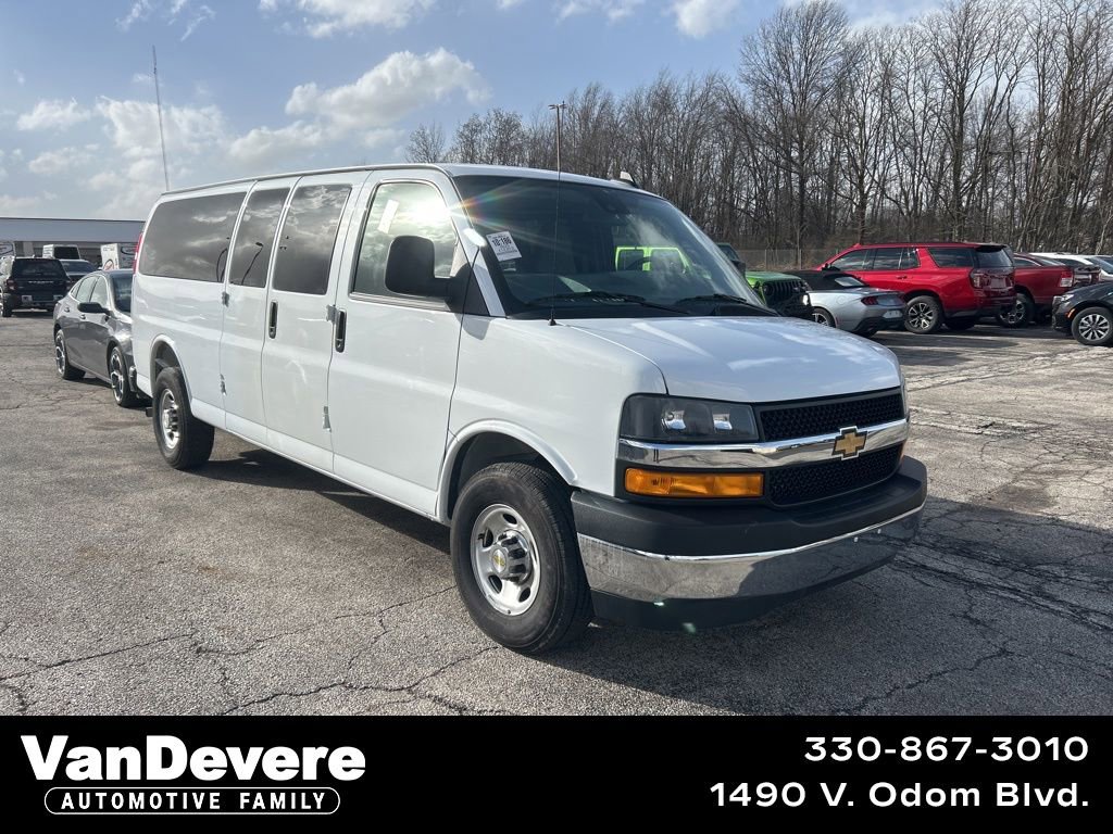 Used 2025 Chevrolet Express 3500 LT w/ LT Preferred Equipment Group