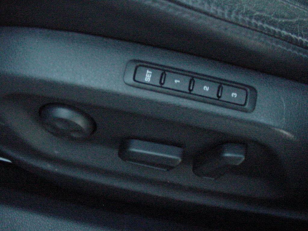 Used 2017 Volkswagen Tiguan Sport image 6