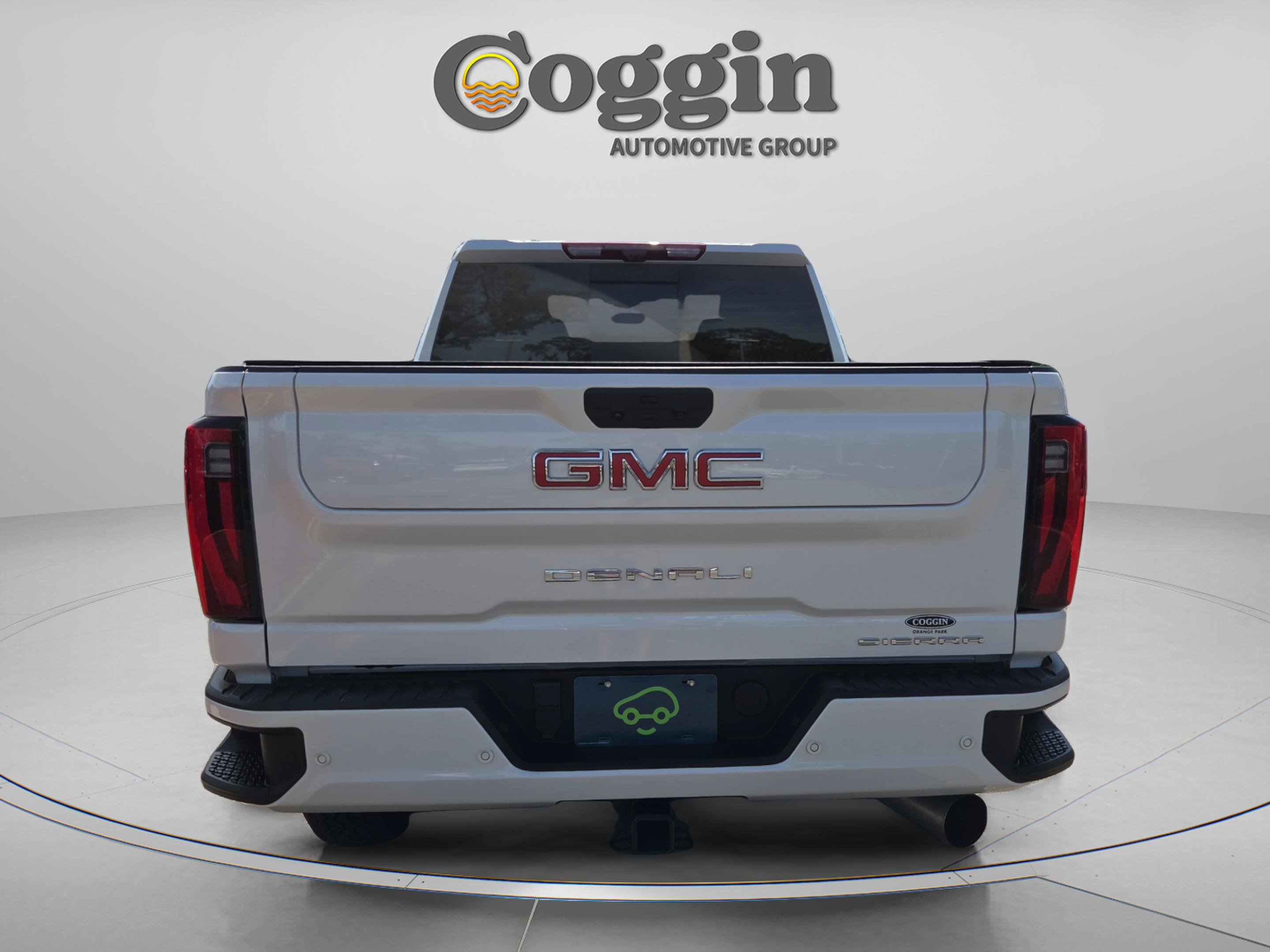 Certified 2024 GMC Sierra 2500 Denali w/ Denali Reserve Package AWD/4WD image 4