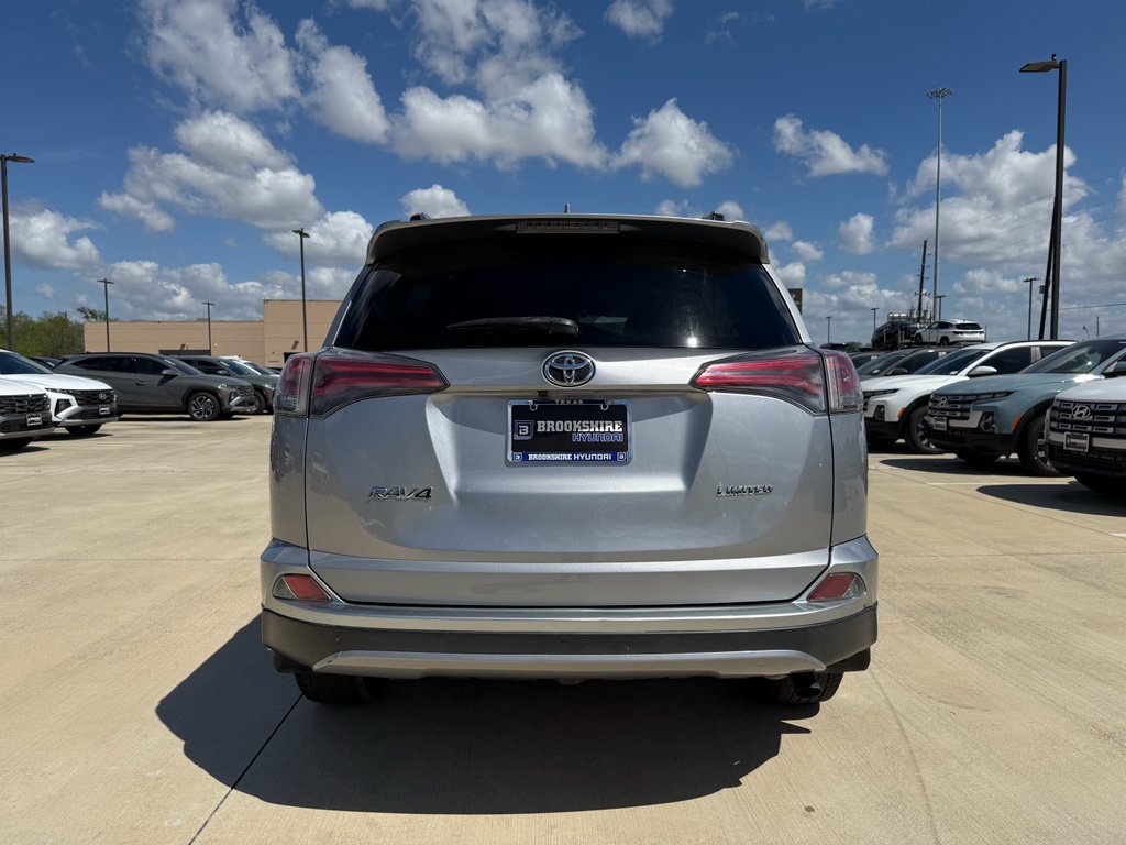 Used 2018 Toyota RAV4 Limited FWD image 7