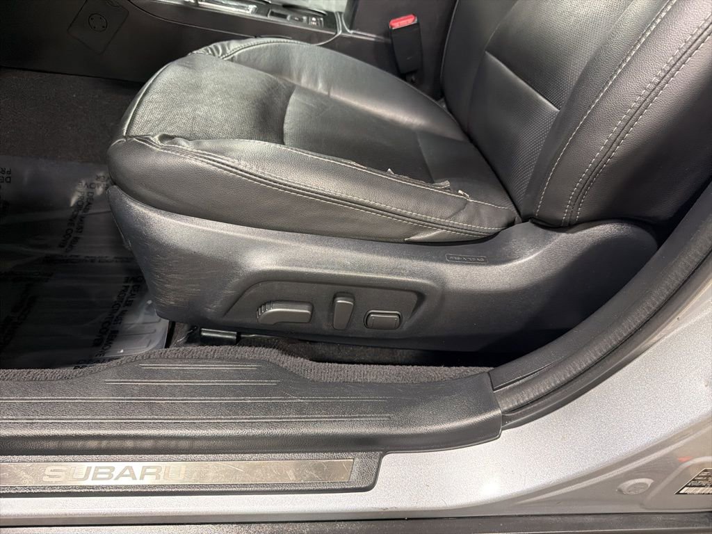 Used 2017 Subaru Outback 3.6R Limited image 15