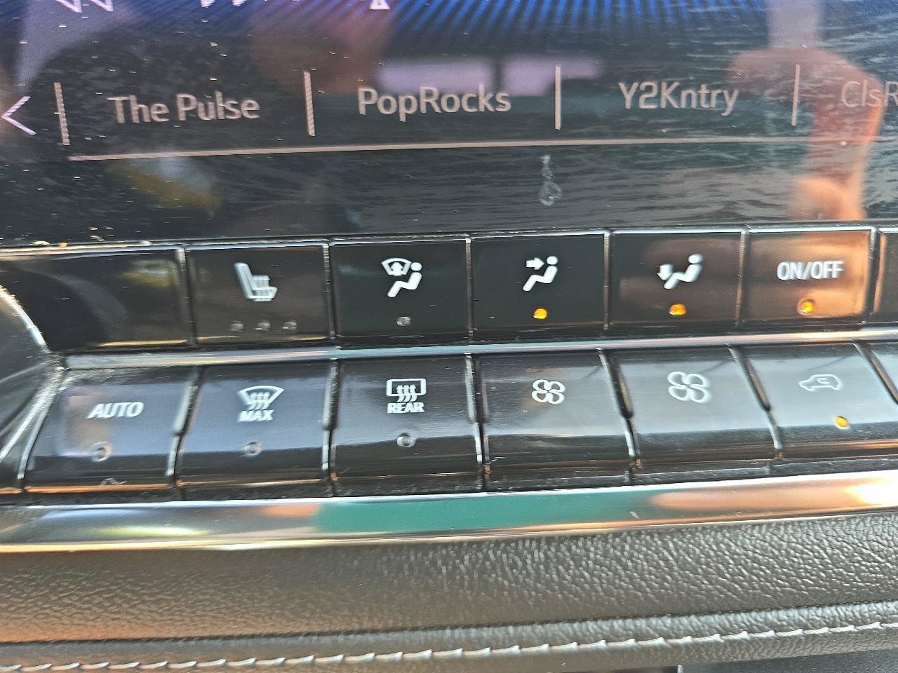 Used 2023 Chevrolet Colorado LT w/ LT Convenience Package II AWD/4WD image 33