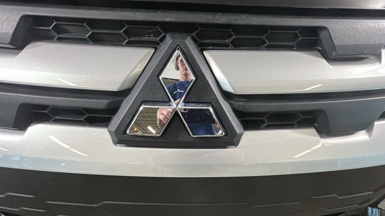 Used 2025 Mitsubishi Outlander Sport AWD image 9