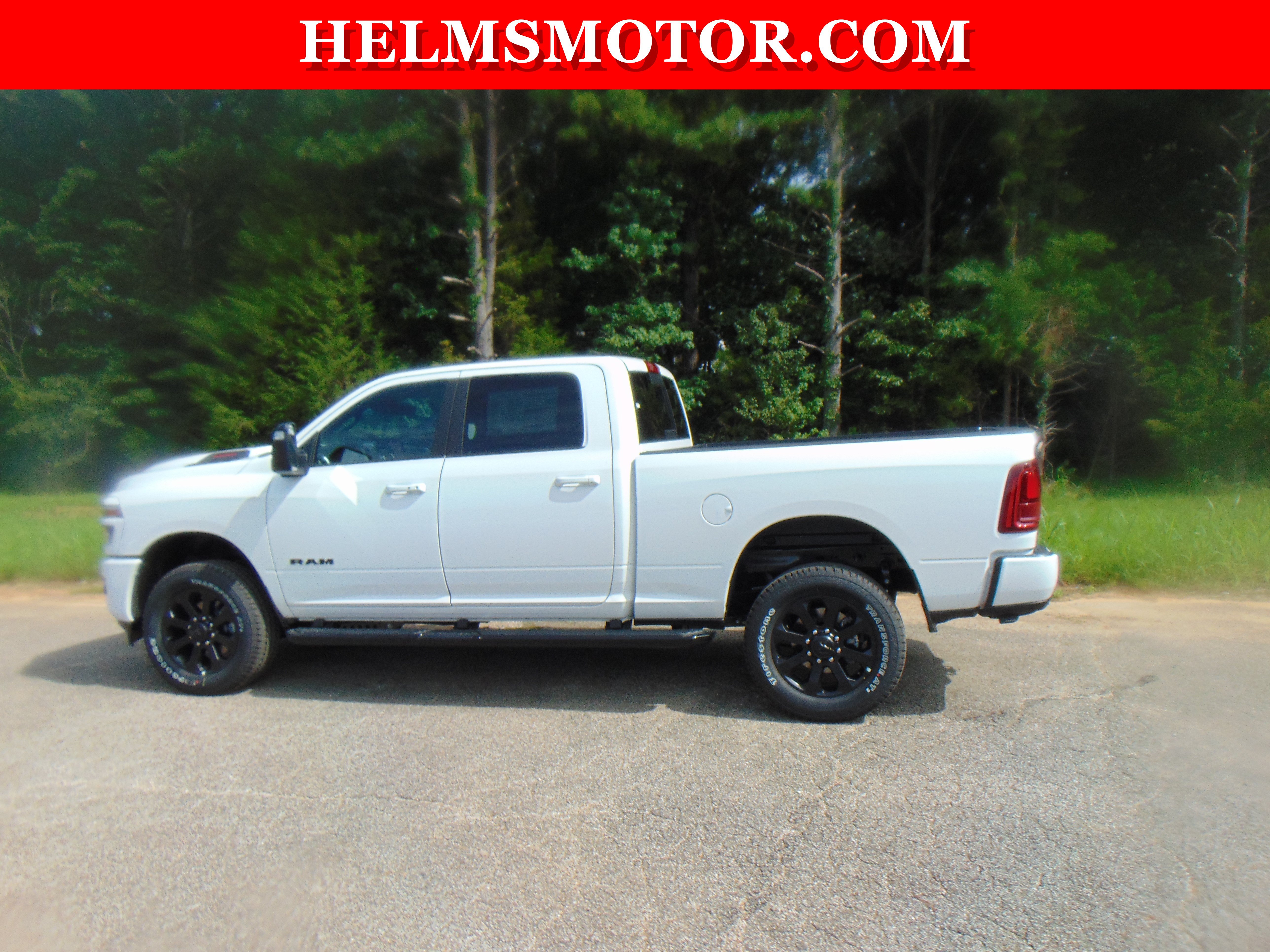 New 2026 RAM 2500 Laramie w/ Night Edition AWD/4WD image 4