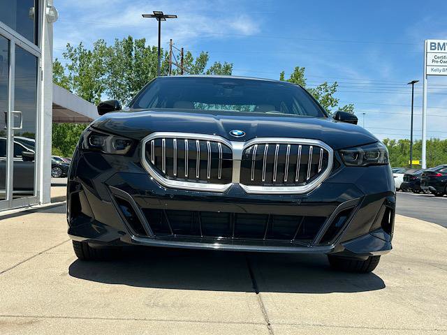 Certified 2026 BMW 530i xDrive w/ M Sport Package AWD/4WD image 2