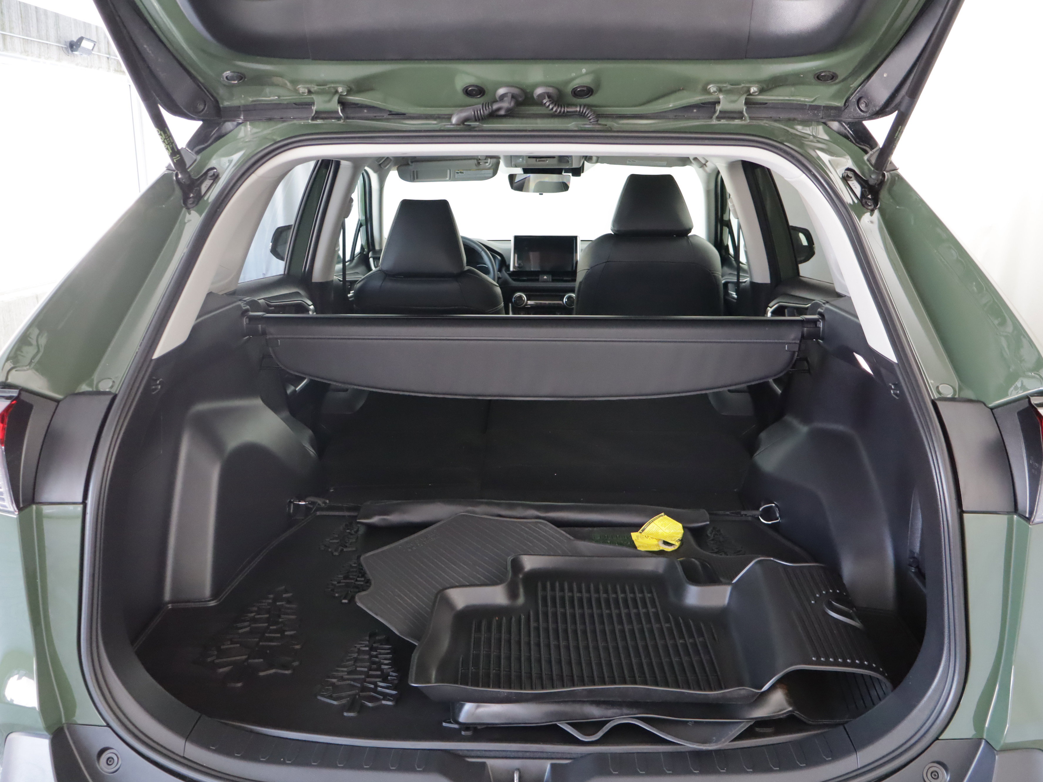 Used 2025 Toyota RAV4 Woodland Edition image 21