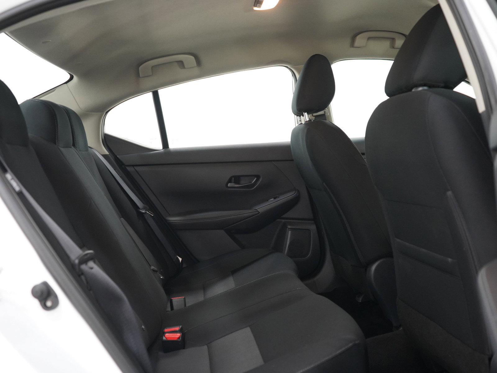 Used 2025 Nissan Sentra SV w/ All-Weather Package FWD image 9