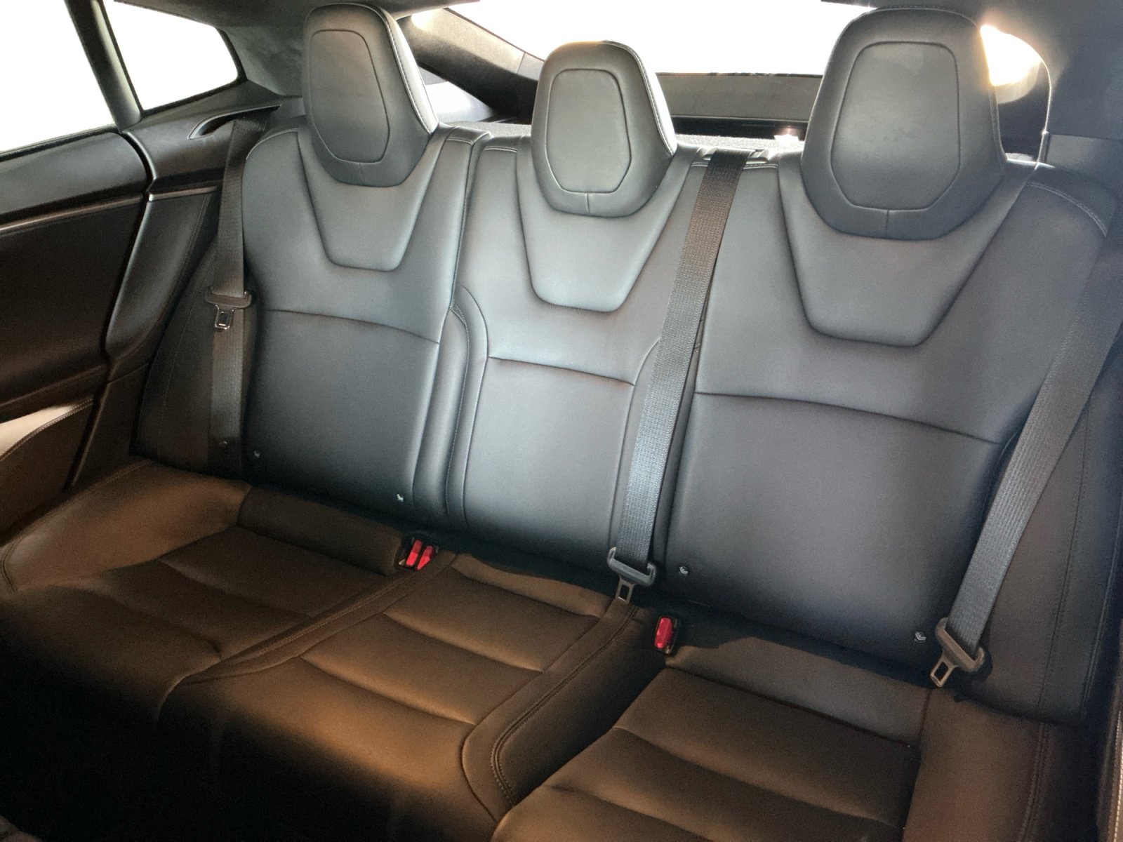 Used 2020 Tesla Model S Long Range AWD/4WD image 13