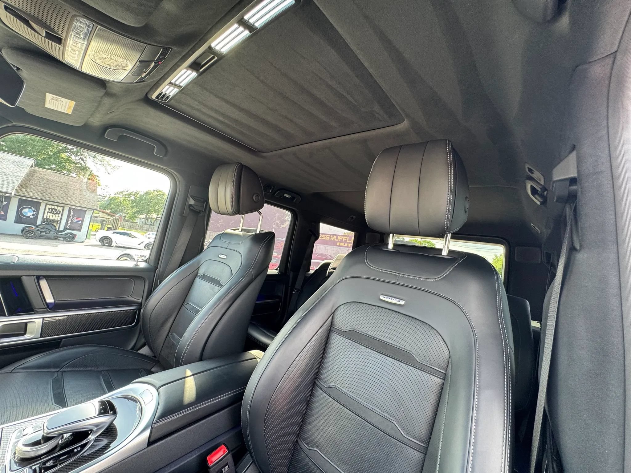 Used 2022 Mercedes-Benz G 63 AMG 4MATIC w/ Seat Comfort Package image 25