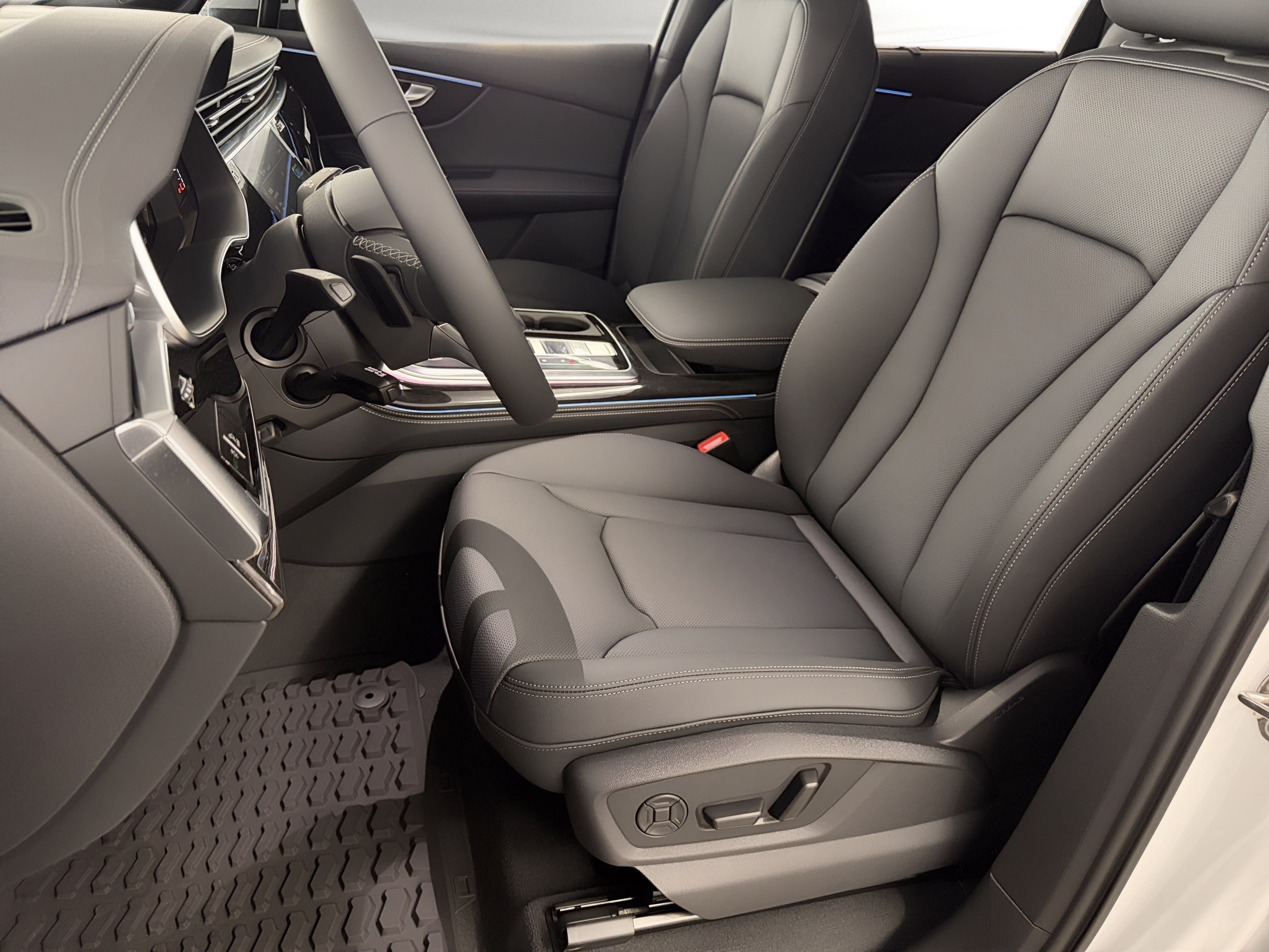 New 2026 Audi Q7 Premium Plus AWD/4WD image 5