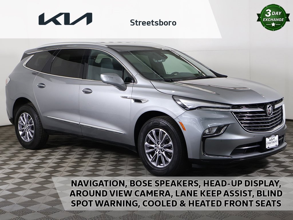 Used 2024 Buick Enclave Premium image 1