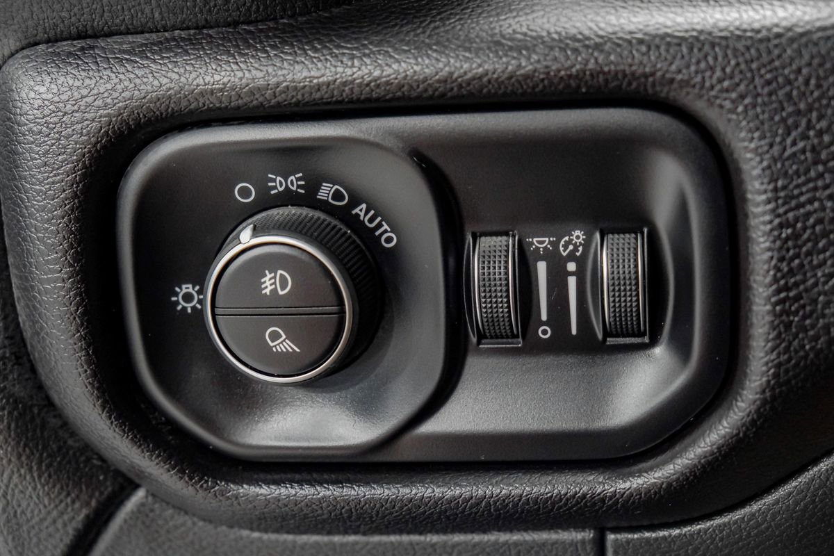 Used 2023 RAM 3500 Laramie AWD/4WD image 27