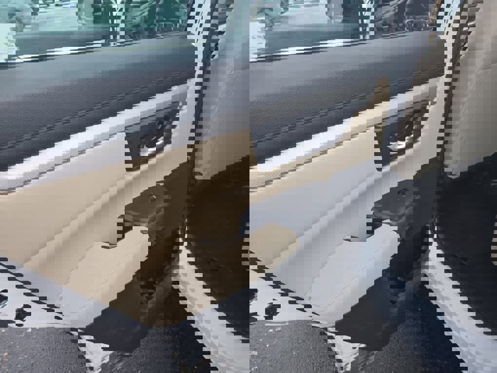 Used 2019 Honda CR-V LX image 8