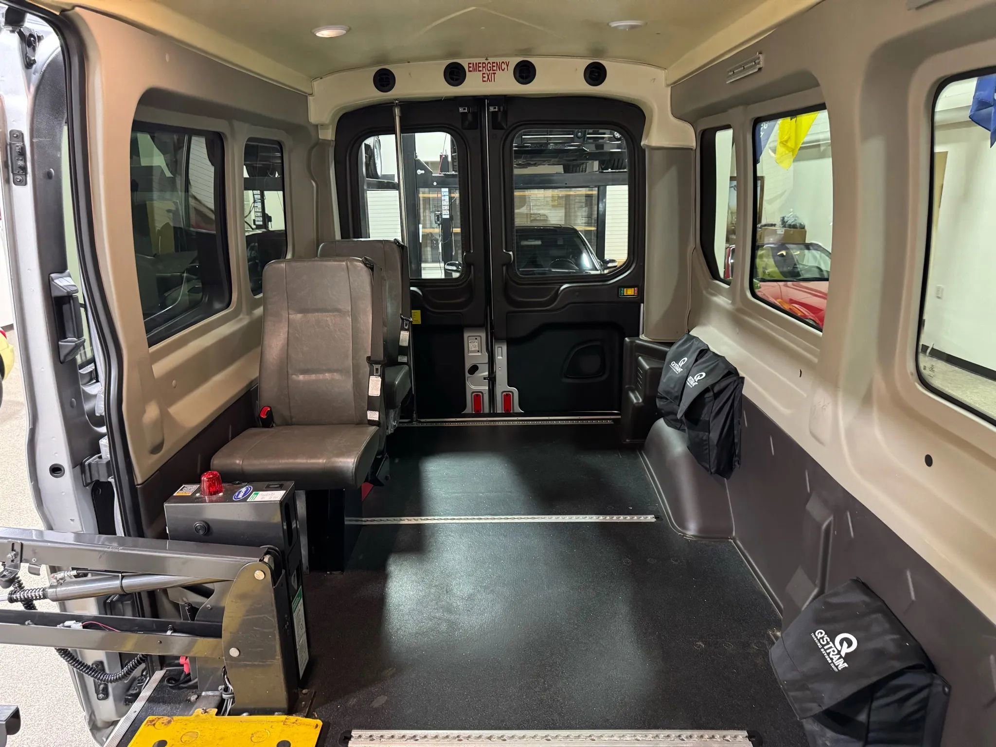 Used 2015 Ford Transit 350 148 Medium Roof image 46