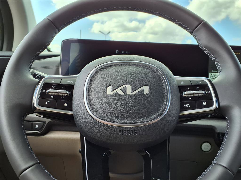 New 2026 Kia Carnival EX image 21