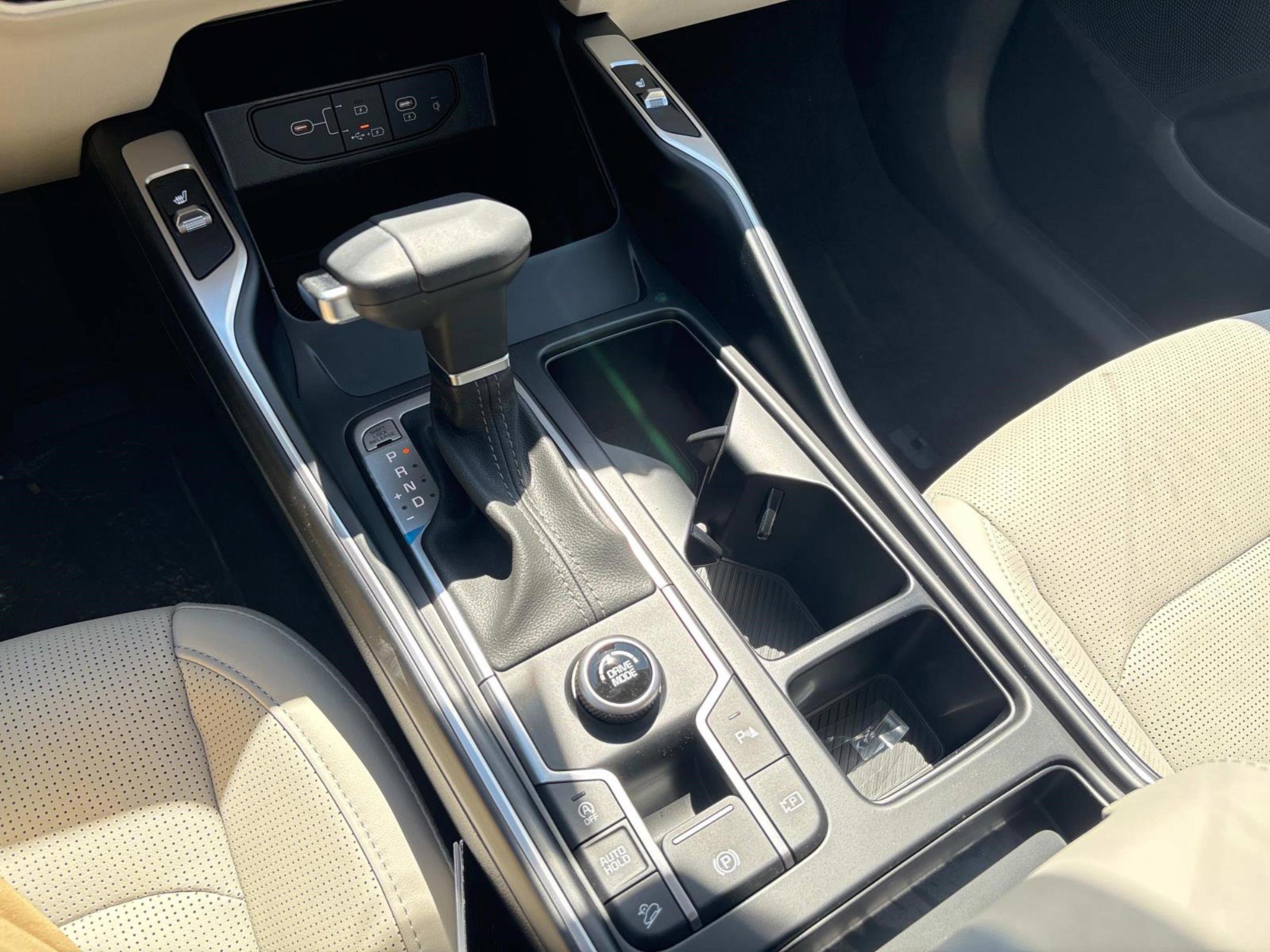 New 2025 Kia Sorento S w/ Panoramic Sunroof Package image 29