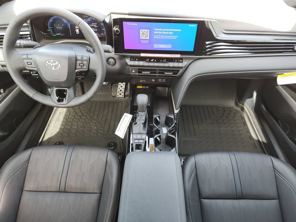 New 2026 Toyota Camry Hybrid FWD image 15