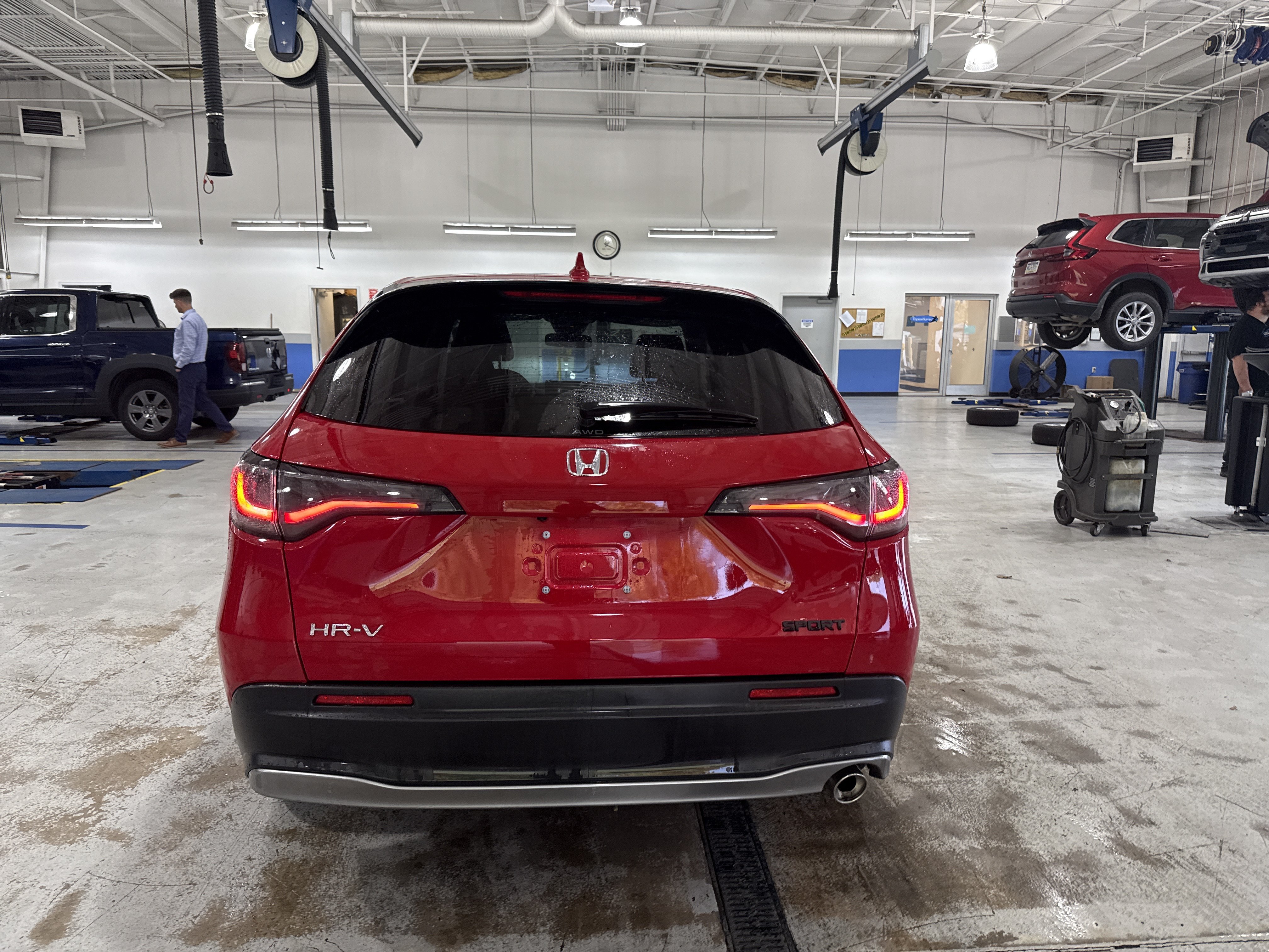 Used 2024 Honda HR-V Sport image 4