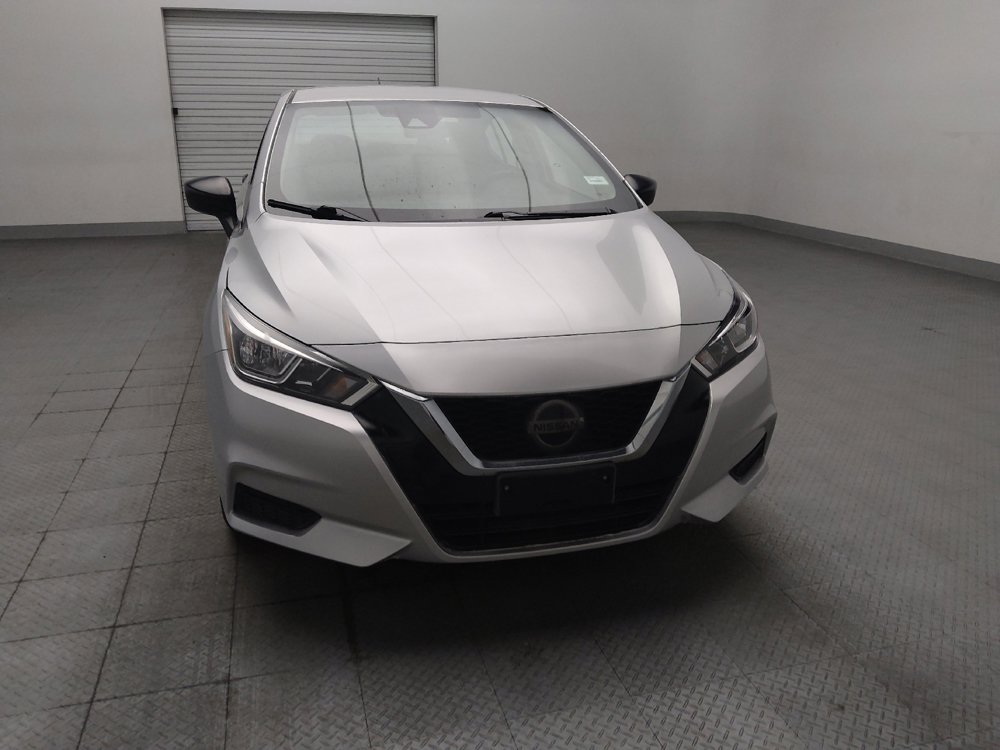 Used 2021 Nissan Versa S FWD image 14
