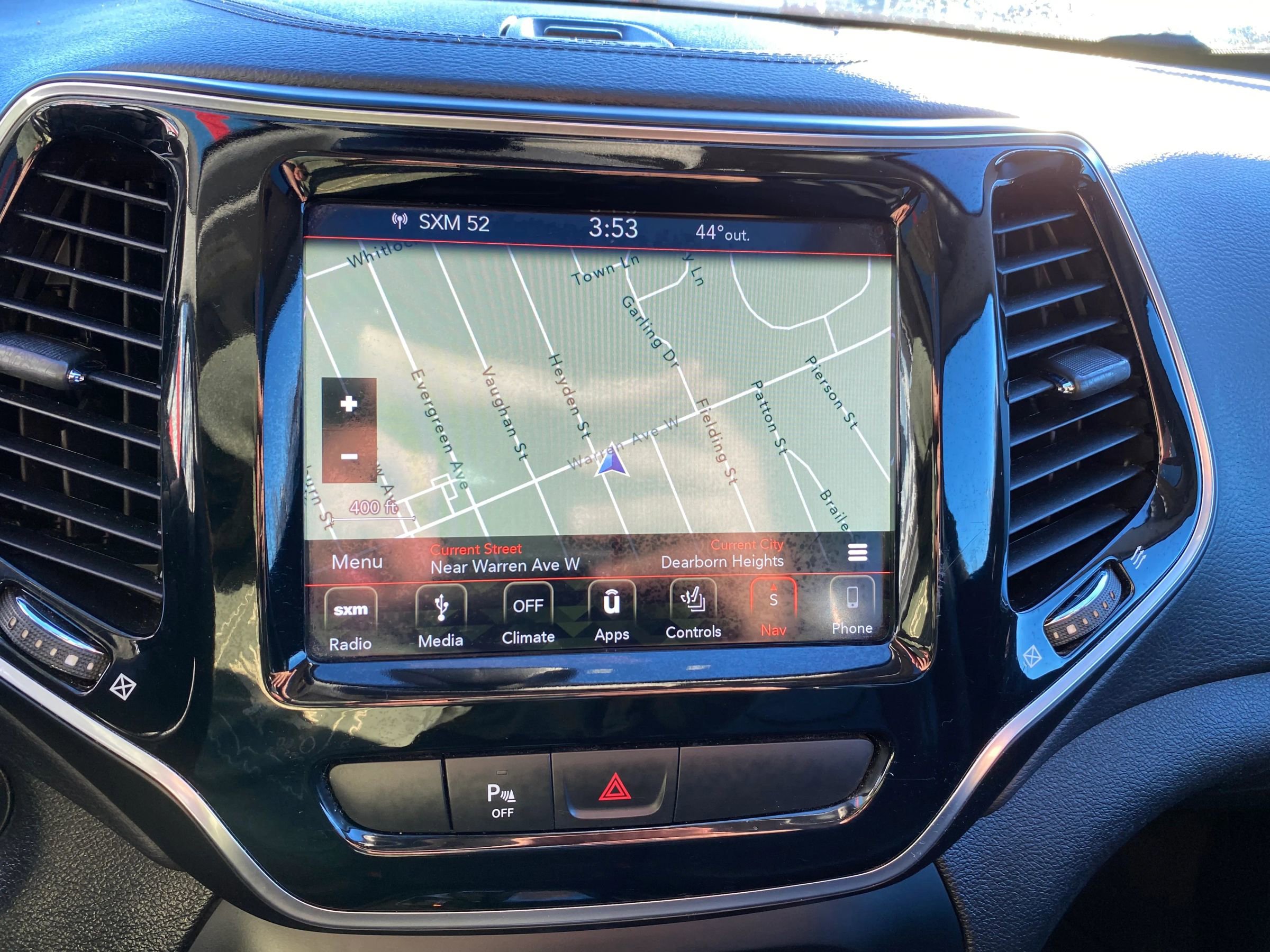 Used 2019 Jeep Cherokee Limited image 19