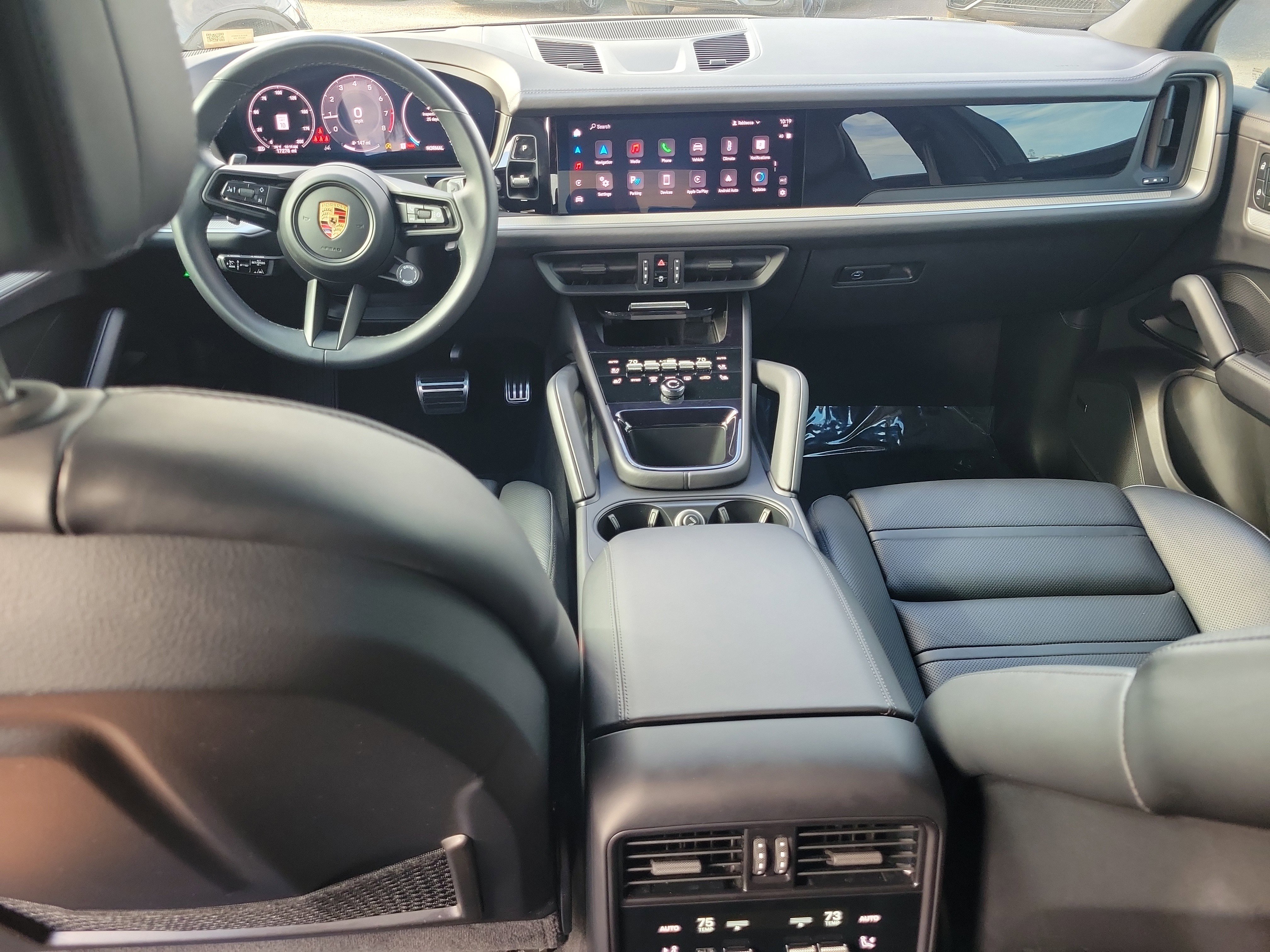 Used 2024 Porsche Cayenne S image 11